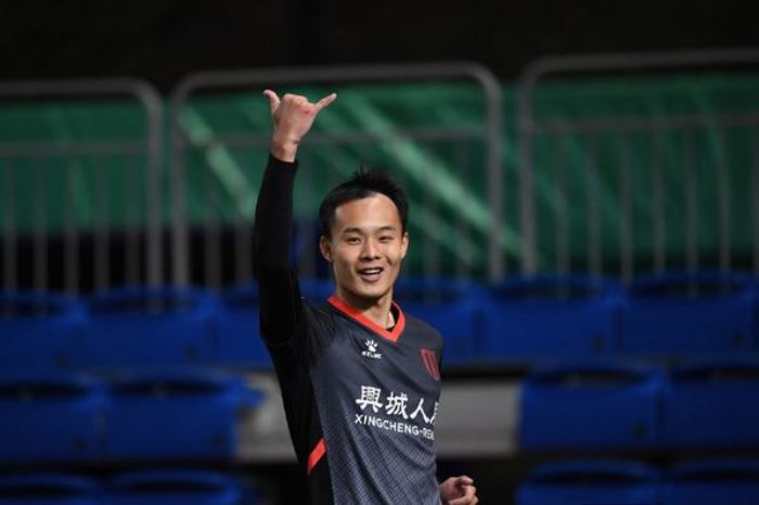  勒沃库森锋线双星联手轰入五球  